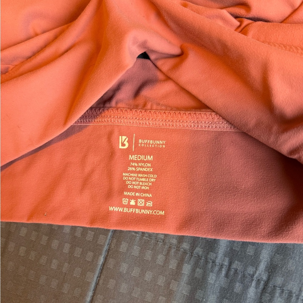 BuffBunny Sports Bra - medium - Picture 3 of 3